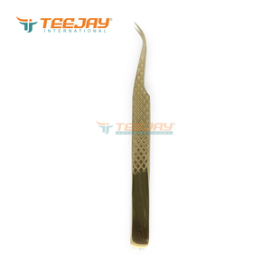 Pince à épiler TEEJAY ELT-432 Plasma Gold J Courbée pour Volume et Isolation avec Embout Ultra Fin et Prise Diamantée pour une Précision Parfaite des Cils - Product Image 6