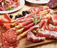 Découpe de viande pour couper, 100g, pour Salami Napoli, restaurant, dinière, offre spéciale, italie
