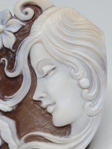 Tay chạm khắc sardonix Cameo New Lady & thiên thần thiết kế made in Italy featuring đá quý tự nhiên - Product Image 2