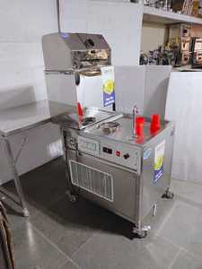 Máquina extractora de jugo de caña de azúcar de acero inoxidable de la mejor calidad Motor 200 gafas/hora higiénica de bajo ruido fácil de usar nueva condición - Product Image 5