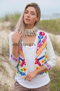 เสื้อแจ็คเก็ตสั้นสไตล์ครอป แต่งลายปักดอกไม้โบฮีเมียน พร้อมชายเสื้อแบบพู่ห้อย ดีไซน์ทันสมัยสุดฮิตสำหรับผู้หญิง - Product Image 2