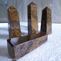 Tour en bronzite de cristal sculptée à la main de qualité supérieure avec impression bicolore pour la décoration intérieure Feng Shui, l'amour et la guérison, exportée d'Inde