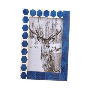 AZ Crafts Cadre photo en résine hexagonale de meilleure qualité Design bleu et blanc - Product Image 1