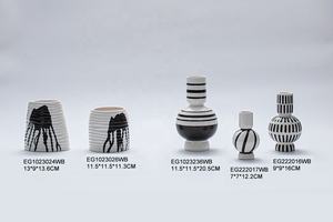 Jarrones de Flores de Cerámica Españoles de Forma Redonda, Diseño Contemporáneo, Tamaño Personalizable, para Mesa - Product Image 6