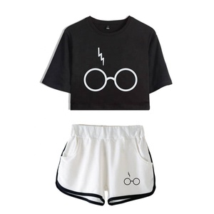 Produit personnalisé Ensemble d'été pour femmes, imprimé personnalisé, crop top, t-shirts et shorts, t-shirts courts à demi-manches, surdimensionnés et ajustés - Product Image 6