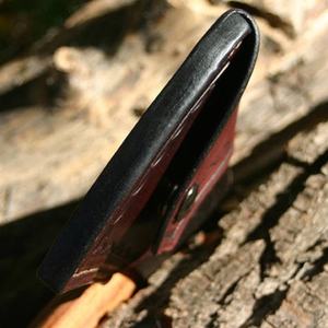 Funda de cuero con hacha personalizada - Product Image 4