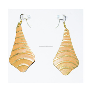 2024 Taiwán Ginkgo cuero verde 4 pares 20mm forma redonda martillado Ginkgo oro pendientes joyería verano ropa joyería - Product Image 2