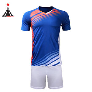 Uniforme de fútbol personalizado de calidad original Uniforme de fútbol Número de equipo personalizado Ropa deportiva Uniforme de fútbol Sublimación Soccerkit - Product Image 1