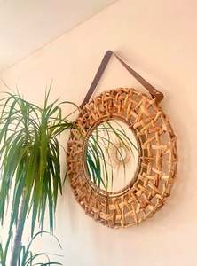 Espejo de pared de ratán con forma personalizada, acabado natural, perfecto para el uso decorativo más vendido para colgar en la pared - Product Image 2
