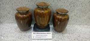 Urna de cremación de aluminio Brassworld, suministros funerarios de la India - Product Image 6