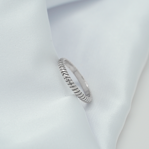 2024 anillos de plata de ley 925 con logotipo personalizado de alta calidad de moda para mujer - Product Image 3