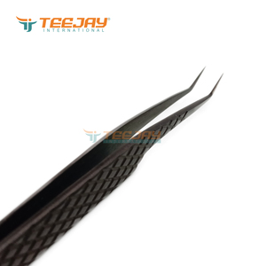 Pince à épiler TEEJAY nouvelle génération, pointe angulaire à 45 degrés, noire, 7 mm, pour isolation des poils, avec poignée diamantée en acier inoxydable de 12,5 cm - Product Image 6