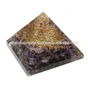 Pyramide en cuivre Améthyste Orgone Pyramide pierre naturelle puce de cristal orgonite pyramide reiki pierre précieuse de guérison grossiste - Product Image 4