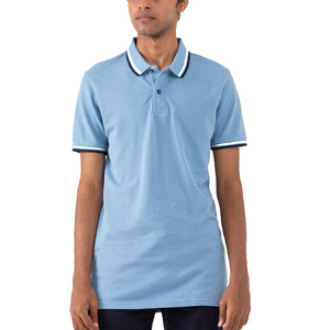 Polo de algodón de manga corta azul claro para hombre, con cuello a rayas en contraste, informal, de punto, clásico, elegante, suave, para verano - Product Image 1