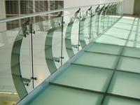 Adorehouse — clôture moderne en plexiglas, balustrade de piscine en acier inoxydable, Design de balustrade en verre