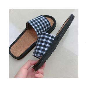 Pantoufles en fibre de coco naturelle, de haute qualité, au meilleur prix, en vente depuis le Vietnam - Product Image 5