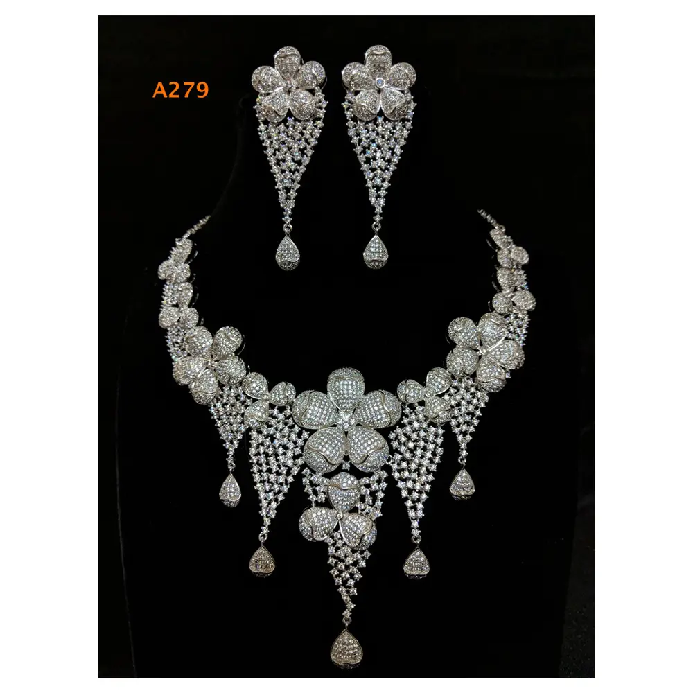 African Traditional Design Necklace Set Bridal Jewelry Gift American Diamond