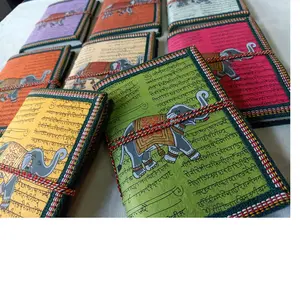 大象印花手工纸制笔记本可提供各种颜色
