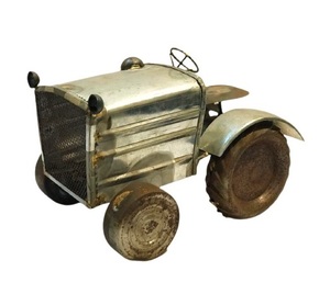 METAL WHITE BLACK IRON TACTOR HOME DECOR USE <b>TABLE</b> TOP BEST DECORATIVE TRACTOR GARDEN & HOME DECORATION - Product Image 2