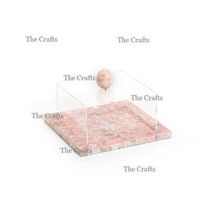 Plateau de service en bois et nacre avec couvercle en acrylique pour les dattes de dessert et les chocolats - Product Image 1