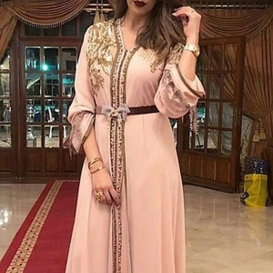 Vestido de caftán con cuentas de cristal, para fiesta, Dazzlingl, diseño de cuentas de cristal embellecedoras, trabajo de piedra = 2021 - Product Image 1