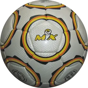 Ballon de football, jeu de ballon