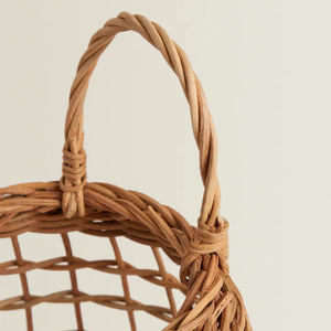 Panier suspendu en rotin naturel au design élégant, panier de rangement rond en rotin pour la décoration de la maison - Product Image 4