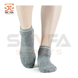 Calcetines antideslizantes de algodón para hombre, antideslizantes, atléticos, para adultos, baloncesto y fútbol - Product Image 5