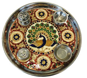 Accessoires de thali de prière en acier Meenakari, pièce décorative, thali de prière avec porte-diya et porte-encens, Bhog Katori, boîte à Kumkum - Product Image 1