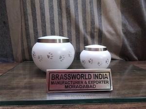 Urna de cremación de mascotas, suministros funerarios de latón blanco, ODYSSEY, pata dorada - Product Image 6