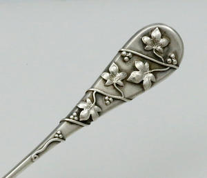 Couverts faits à la main cuillère ensemble de couverts en forme de feuille conception de poignée forme et taille personnalisées couverts cuillères du désert fournitures de couverts - Product Image 2