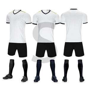 Uniforme de fútbol juvenil para adultos, camiseta de manga corta y pantalones cortos, uniformes de equipo de fútbol baratos - Product Image 2