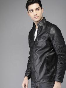 สไตล์หนังสำหรับชายซิปสไตล์สีดำหนังแจ็คเก็ตแขนไหล่ติดสไตล์] โดย EVERGLOW - Product Image 4