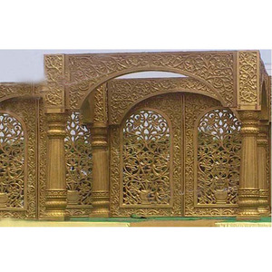 Rajasthani-Mandap de boda de diseño, Panel de flores de boda, Mandap de Pilar dorado - Product Image 1