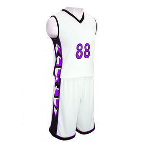 Maillots de basket respirants 100 % polyester pour hommes, kit uniforme sportif personnalisé, option grande taille, protection anti-bactérienne et anti-UV - Product Image 4