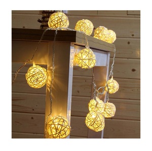 หวายลูกตกแต่งบ้าน Multicolor ที่กำหนดเองเครื่องประดับคริสต์มาสพรรคซัพพลายราคาที่ดีที่สุด2022 - Product Image 1