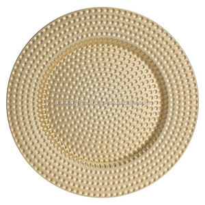 Assiette de chargeur de conception classique assiettes assiettes en fer en métal vaisselle décorative finie dorée - Product Image 1