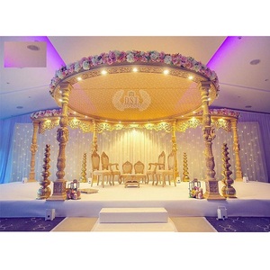 Mandap de mariage indien en bois sculpté en forme de paon, décoration de mariage en bois sculpté, décoration de mandap, Royaume-Uni - Product Image 1