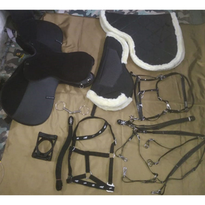 Almohadillas para sillas de montar Status Endurance, almohadilla de visón, halter, estribos, brida, pechera, color negro, rojo, azul, marrón, amarillo, 65 dólares - Product Image 1