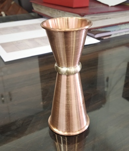 Hot Vantage Modern Premium Copper Wine Cup Herramientas de barra elegantes para una estética y funcionalidad perfectas para el hogar y los utensilios de cocina - Product Image 6