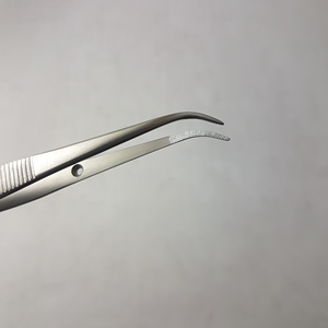 Pinzas Quirúrgicas Dentales Manuales de Acero Inoxidable 410, Certificación CE, Clase I, Fórceps Médicos - Product Image 3