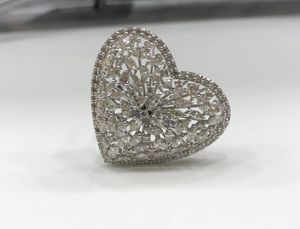 Anillo de cóctel de diamantes de corte elegante bellamente diseñado - Product Image 2