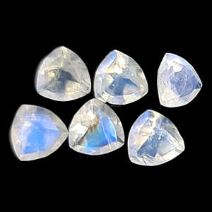 Pierre de lune arc-en-ciel coupe trillion toutes les formes et tailles coupées sur les commandes personnalisées aux prix de gros pierre précieuse en vrac pour la fabrication de bijoux - Product Image 3