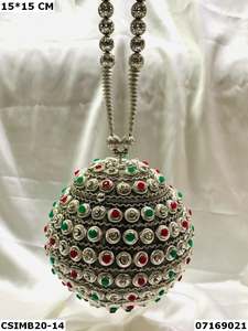 Bolsos de noche de embrague de metal elegantes Accesorio duradero para elevar su atuendo formal - Product Image 6