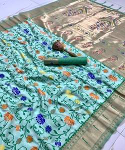 Saris en soie Banarasi, vêtements de fête, vêtements de mariage indiens - Product Image 1