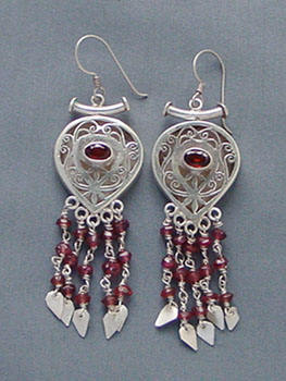 สีน้ำตาล