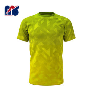 Maillot de football personnalisé pour hommes, coupe ajustée, séchage rapide, uniforme de football en polyester 100% avec design rétro, sublimation personnalisée en polyester - Product Image 2