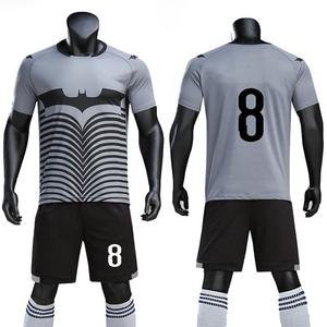 Latest Male Adults Kids Soccer Jersey Set Football Uniforms Men Soccer Uniforms Sets Custom Sports Uniforms Soccer Shirts - Product Image 1