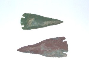 Piedras Naturales Curativas, Ordene en Línea Puntales de Flecha de Ágata Tallada con Punta Afilada |   Puntas de flecha de ágata tallada con punta afilada - Product Image 1