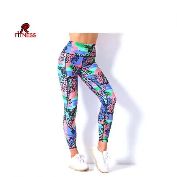 Reasonabal Prijs Vrouwen Yoga Broek Hoge Wachtte Sublimatie Print Fitness Leggings Embossing Logo Ontwerp Sport Panty Vrouwen Legg